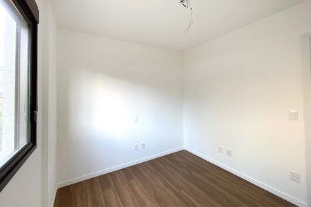 Apartamento à venda com 77m², 3 quartos e 2 vagasSemi suite 1