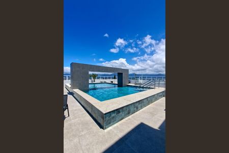 Apartamento para alugar com 87m², 2 quartos e 2 vagasÁrea comum - Piscina