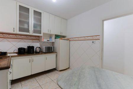 Apartamento à venda com 68m², 2 quartos e sem vagaCozinha