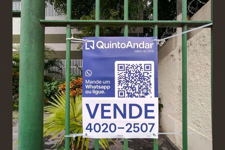 Apartamento à venda com 80m², 2 quartos e 1 vaga Apartamento à venda com 80m², 2 quartos e 1 vagaPlaca
