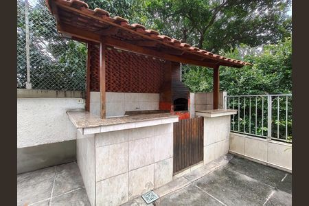 Apartamento à venda com 80m², 2 quartos e 1 vaga Apartamento à venda com 80m², 2 quartos e 1 vagaÁrea comum - Churrasqueira