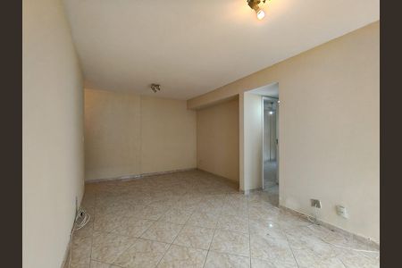 Apartamento à venda com 80m², 2 quartos e 1 vaga Apartamento à venda com 80m², 2 quartos e 1 vagaSala
