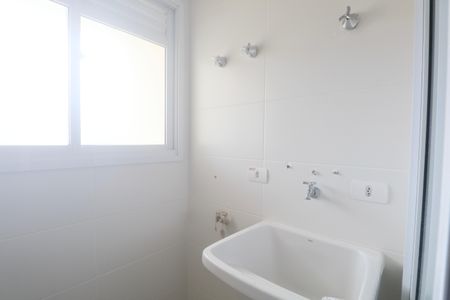 Apartamento para alugar com 69m², 2 quartos e 1 vagaÁrea de Serviço