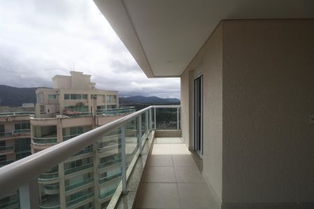 Apartamento para alugar com 69m², 2 quartos e 1 vagaVaranda