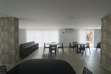 Apartamento para alugar com 69m², 2 quartos e 1 vagaÁrea comum