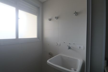 Apartamento para alugar com 69m², 2 quartos e 1 vagaÁrea de Serviço