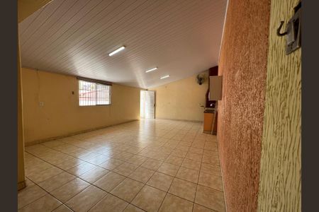 Casa à venda com 1700m², 3 quartos e 3 vagasÁrea externa