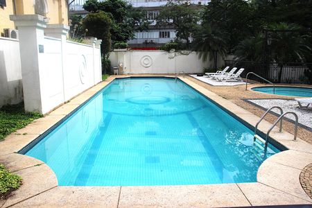 Apartamento para alugar com 54m², 1 quarto e 1 vagaPiscina