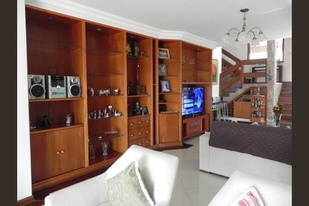 Casa à venda com 450m², 4 quartos e 5 vagasFoto 23