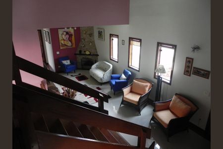 Casa à venda com 450m², 4 quartos e 5 vagasFoto 01