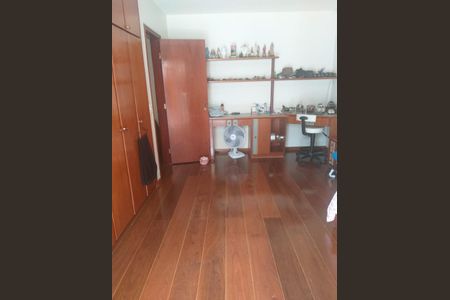Casa à venda com 450m², 4 quartos e 5 vagasFoto 38