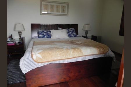 Casa à venda com 450m², 4 quartos e 5 vagasFoto 06