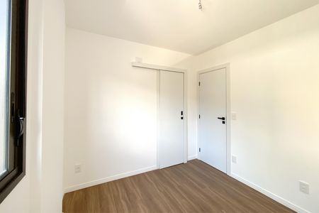 Apartamento à venda com 77m², 3 quartos e 2 vagasSemi suite 2