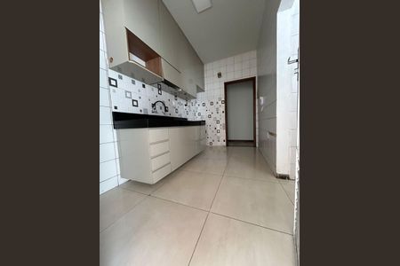 Apartamento para alugar com 66m², 2 quartos e 1 vagaCozinha