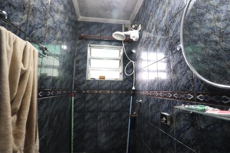 Casa à venda com 199m², 4 quartos e 2 vagasBanheiro - Casa 2