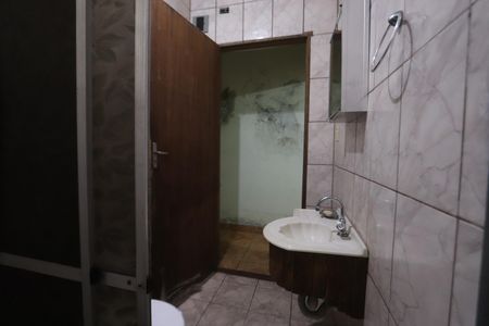 Casa à venda com 199m², 4 quartos e 2 vagasBanheiro