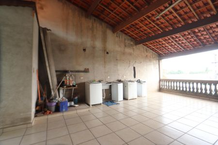 Casa à venda com 199m², 4 quartos e 2 vagasVaranda - Casa 2