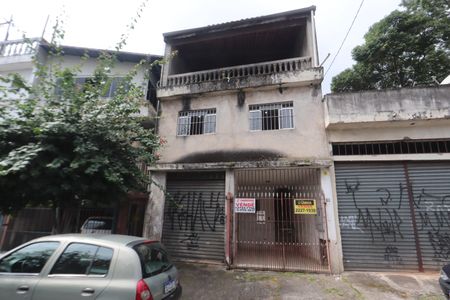 Casa à venda com 199m², 4 quartos e 2 vagasFachada