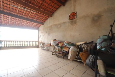 Casa à venda com 199m², 4 quartos e 2 vagasVaranda - Casa 2