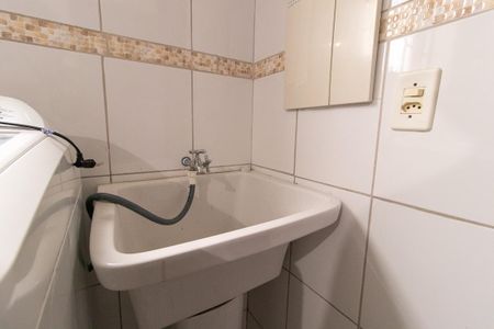 Apartamento para alugar com 85m², 3 quartos e 1 vagaÁrea de Serviço