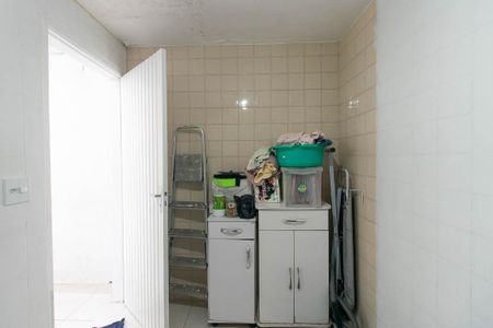 Casa à venda com 120m², 2 quartos e 1 vagaÁrea de Serviço