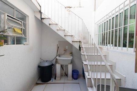 Casa à venda com 120m², 2 quartos e 1 vagaÁrea de Serviço
