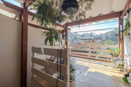Casa à venda com 120m², 2 quartos e 1 vagaVaranda