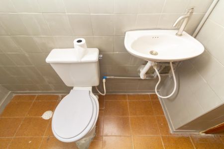 Apartamento para alugar com 44m², 2 quartos e sem vagaBanheiro