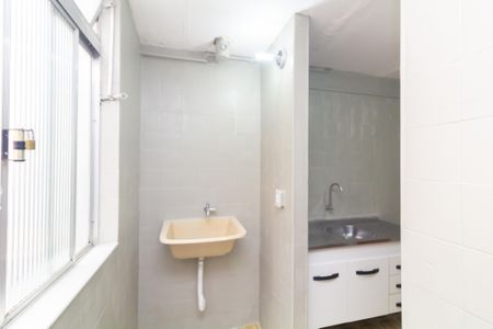 Apartamento para alugar com 44m², 2 quartos e sem vagaCozinha e Área de Serviço