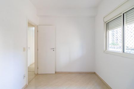 Quarto 1 de apartamento para alugar com 2 quartos, 76m² em Jardim Tupanci, Barueri