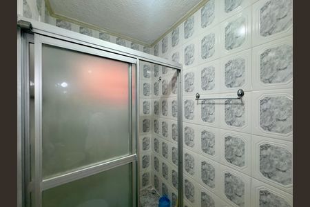 Casa à venda com 150m², 3 quartos e 2 vagas Casa à venda com 150m², 3 quartos e 2 vagasBanheiro