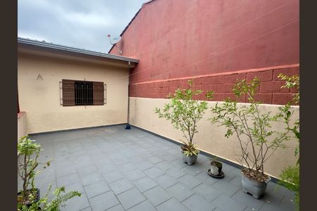 Casa à venda com 150m², 3 quartos e 2 vagas Casa à venda com 150m², 3 quartos e 2 vagasQuintal
