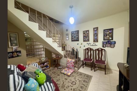 Sala 1 de casa à venda com 3 quartos, 140m² em Vila Nossa Senhora de Fatima, Guarulhos