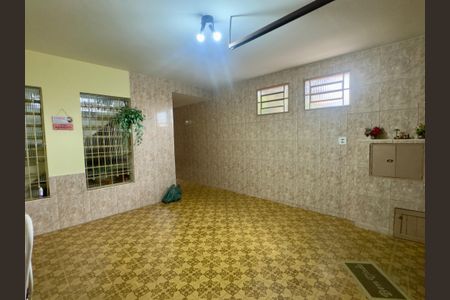 Casa à venda com 150m², 3 quartos e 2 vagas Casa à venda com 150m², 3 quartos e 2 vagasGaragem