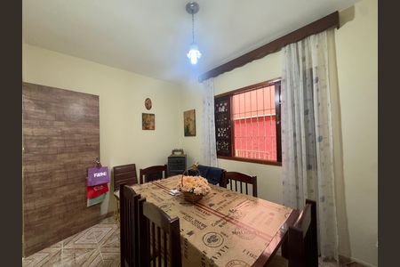 Casa à venda com 150m², 3 quartos e 2 vagas Casa à venda com 150m², 3 quartos e 2 vagasQuarto 3