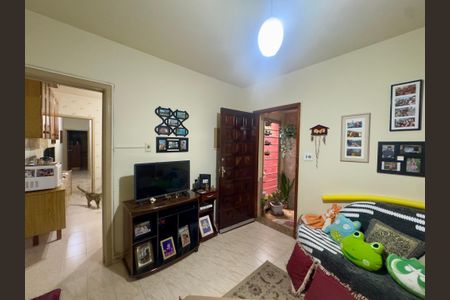Casa à venda com 150m², 3 quartos e 2 vagas Casa à venda com 150m², 3 quartos e 2 vagasSala 1