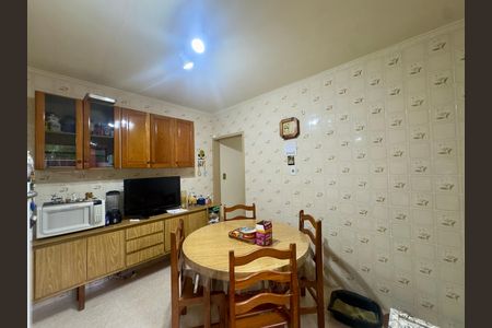 Casa à venda com 150m², 3 quartos e 2 vagas Casa à venda com 150m², 3 quartos e 2 vagasCozinha