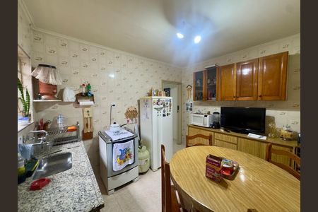 Casa à venda com 150m², 3 quartos e 2 vagas Casa à venda com 150m², 3 quartos e 2 vagasCozinha