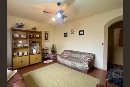 Casa à venda com 150m², 3 quartos e 2 vagas Casa à venda com 150m², 3 quartos e 2 vagasSala 2