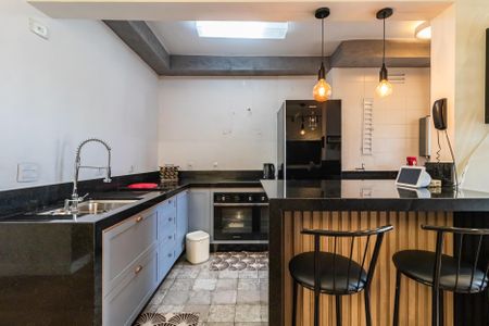 Apartamento à venda com 74m², 2 quartos e 1 vaga Apartamento à venda com 74m², 2 quartos e 1 vagaCozinha