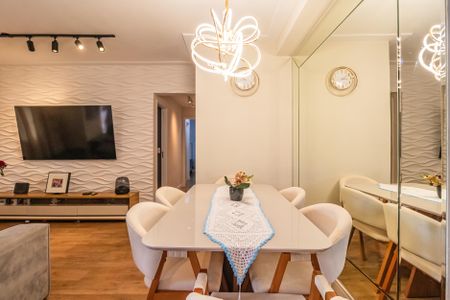 Apartamento à venda com 74m², 2 quartos e 1 vaga Apartamento à venda com 74m², 2 quartos e 1 vagaSala