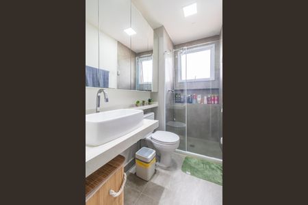 Apartamento à venda com 74m², 2 quartos e 1 vaga Apartamento à venda com 74m², 2 quartos e 1 vagaBanheiro da Suíte