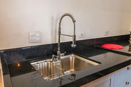 Apartamento à venda com 74m², 2 quartos e 1 vaga Apartamento à venda com 74m², 2 quartos e 1 vagaÁrea de Serviço