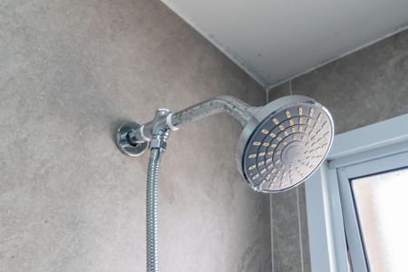 Apartamento à venda com 74m², 2 quartos e 1 vaga Apartamento à venda com 74m², 2 quartos e 1 vagaBanheiro da Suíte