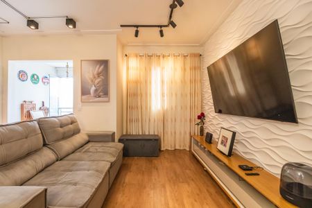Apartamento à venda com 74m², 2 quartos e 1 vaga Apartamento à venda com 74m², 2 quartos e 1 vagaSala