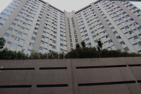 Apartamento à venda com 38m², 1 quarto e 1 vagaFachada