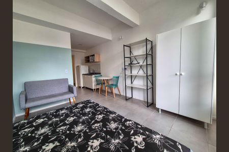 Sala/Quarto de kitnet/studio para alugar com 1 quarto, 21m² em República, São Paulo