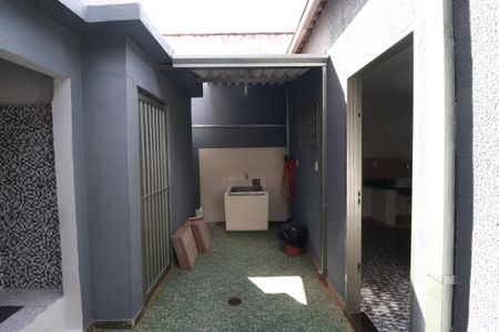 Casa para alugar com 134m², 2 quartos e 1 vagaÁrea de serviço 