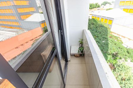 Apartamento à venda com 50m², 2 quartos e 1 vaga Apartamento à venda com 50m², 2 quartos e 1 vagaVaranda