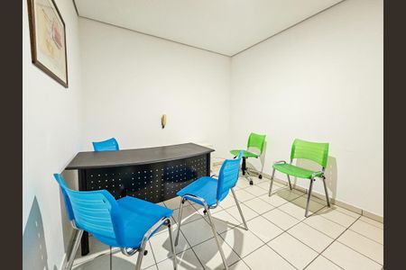 Apartamento à venda com 104m², 4 quartos e 2 vagas Apartamento à venda com 104m², 4 quartos e 2 vagasCoworking